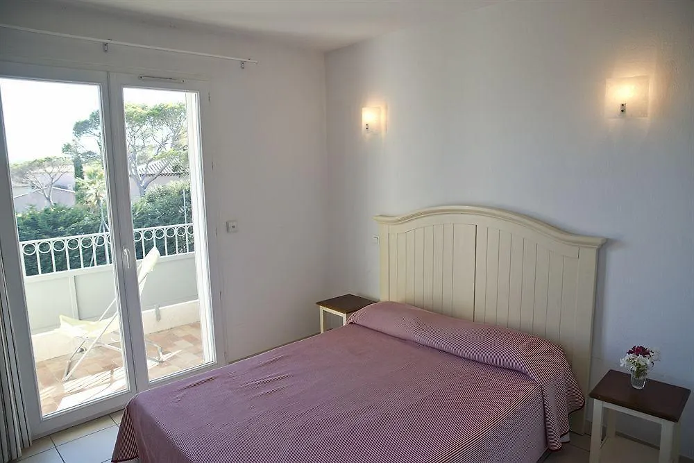 Hotel Zenitude Hôtel-Résidences La Tour de Mare Fréjus