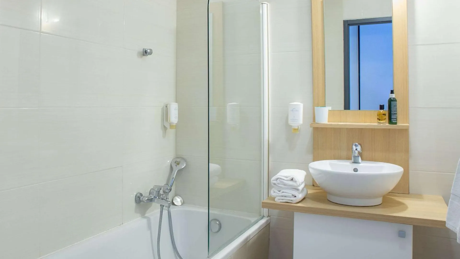 Comfort Aparthotel Frejus La Tour De Mare France