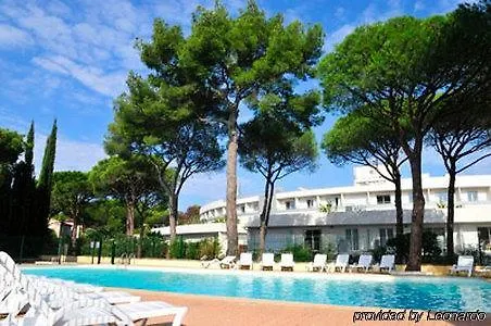 Zenitude Hôtel-Résidences La Tour de Mare Fréjus Hotel