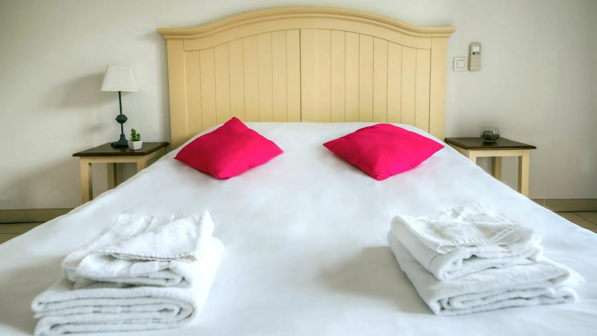 Hotel Zenitude Hôtel-Résidences La Tour de Mare Fréjus