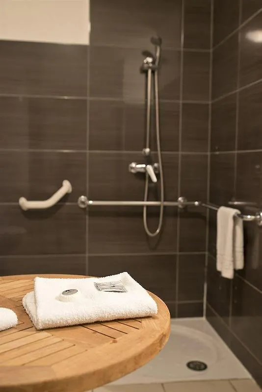 Comfort Aparthotel Frejus La Tour De Mare 4*,