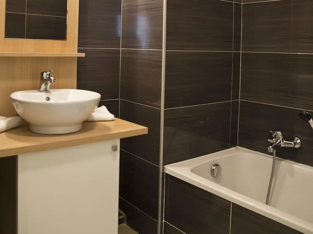 Hotel Comfort Aparthotel Frejus La Tour De Mare