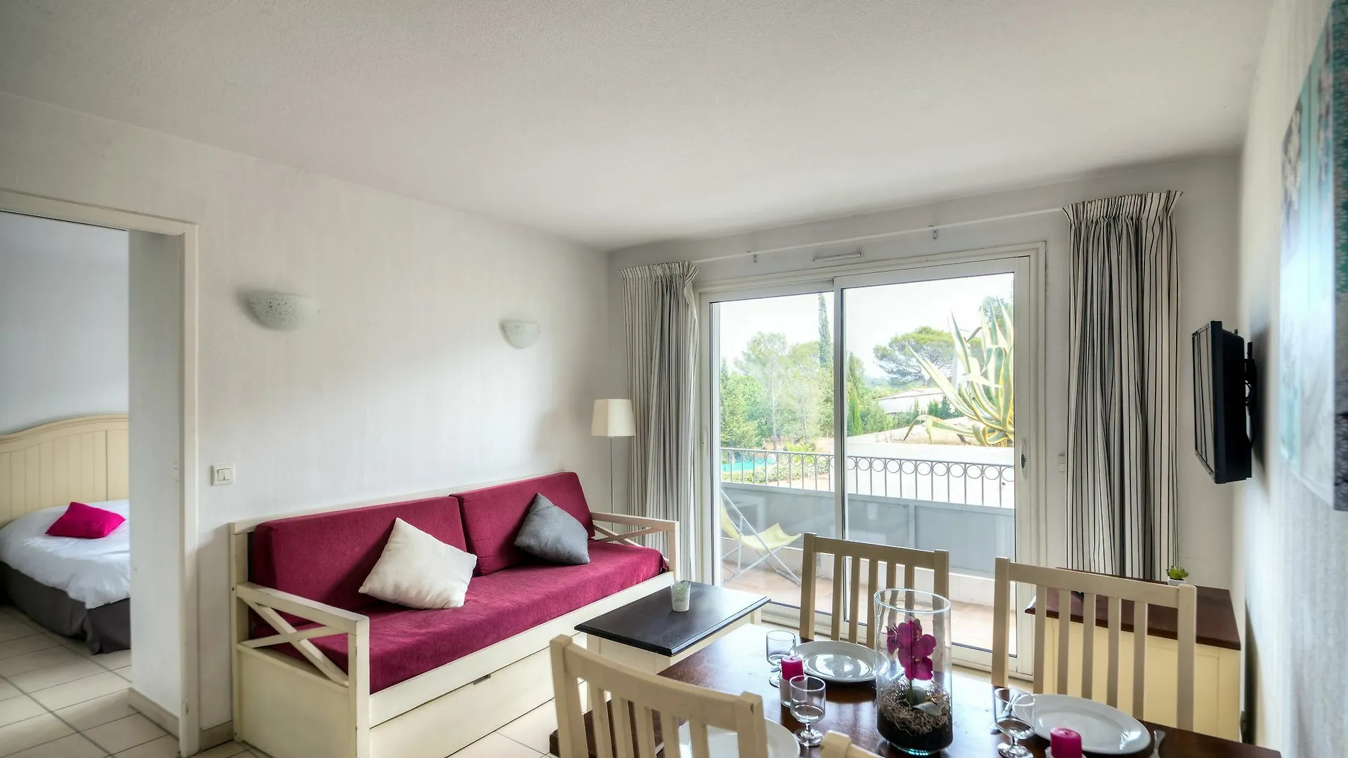 Comfort Aparthotel Frejus La Tour De Mare Hotel