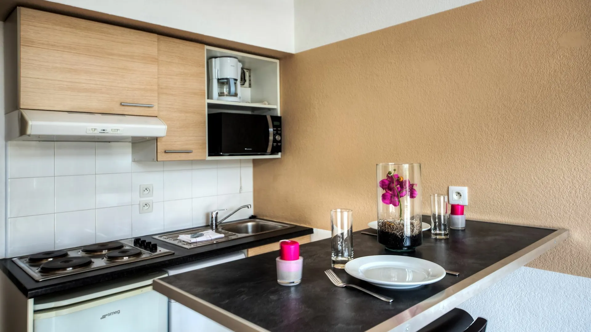 Comfort Aparthotel Frejus La Tour De Mare 4*,